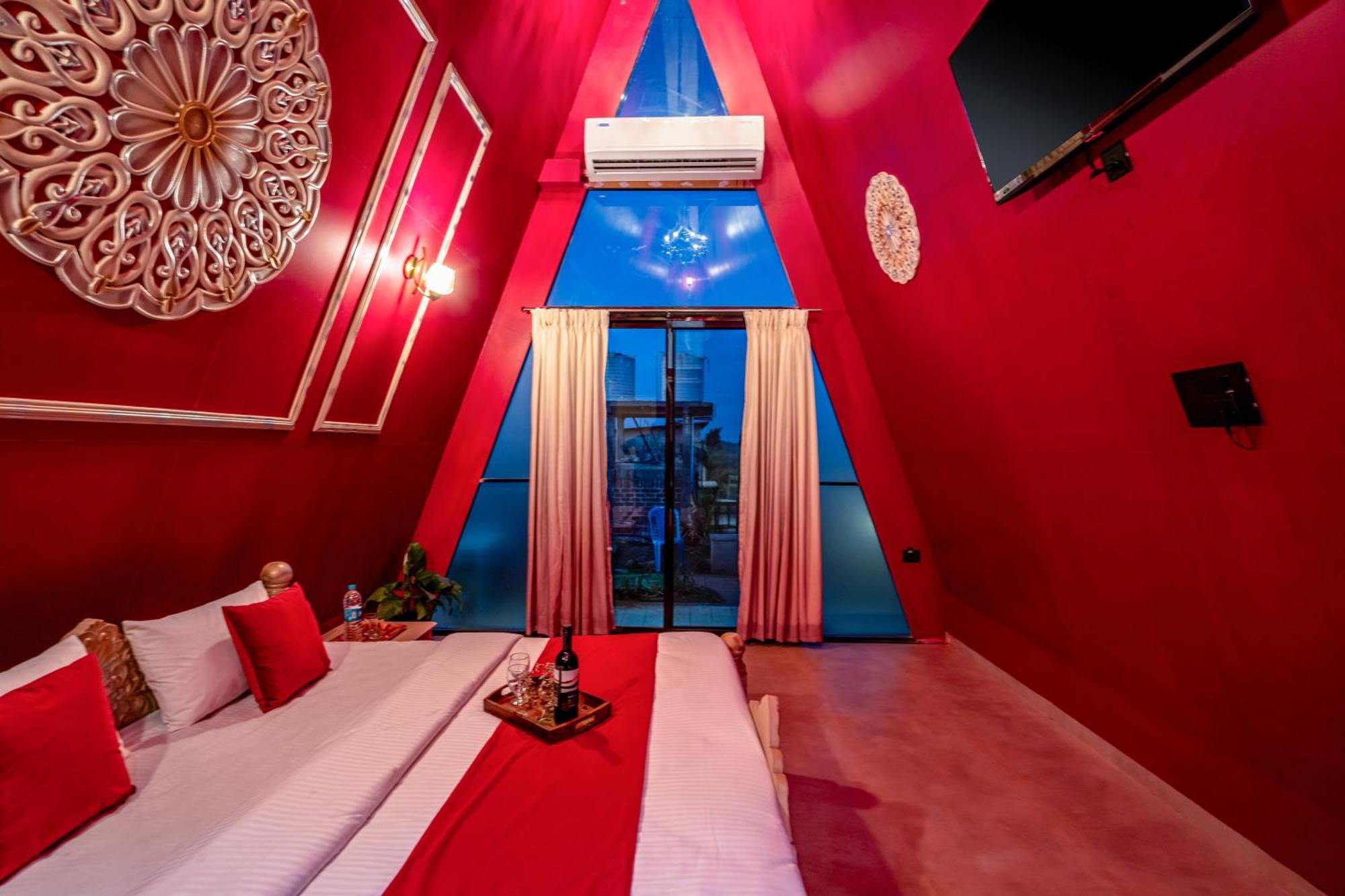 Dio Regaalo Theme Resort, Ratnāgiri מראה חיצוני תמונה