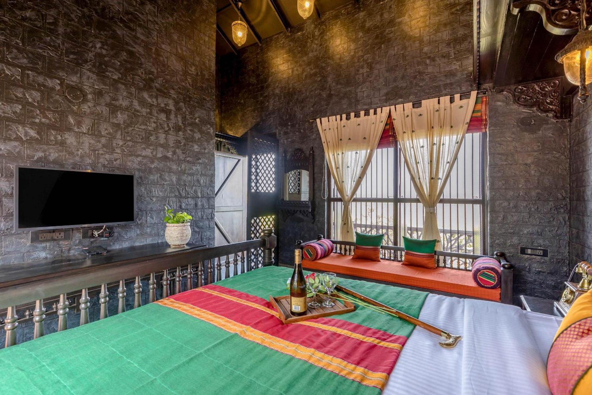 Dio Regaalo Theme Resort, Ratnāgiri מראה חיצוני תמונה